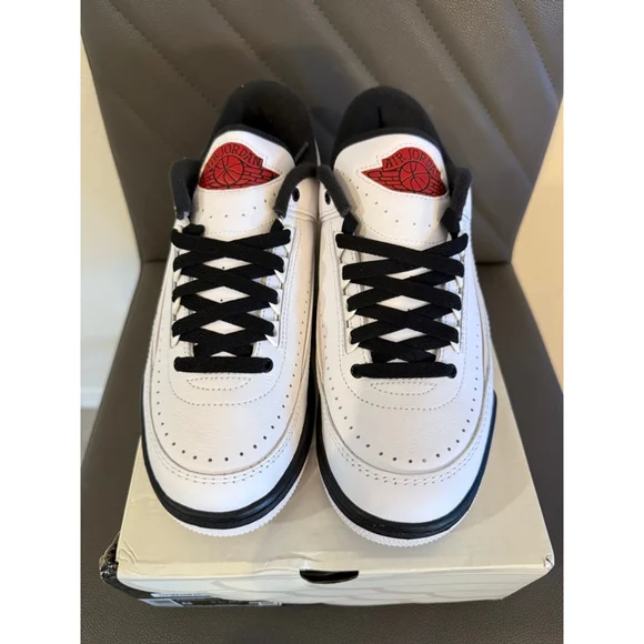 Men's Air Jordan 2/3 Sneakers Size 8 White Black Blue Red
